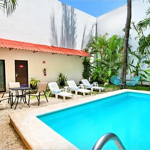 **** Hotel Mariachi By Kavia 5th Av México